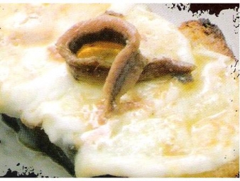 CROSTINI CON MOZZARELLA E SARAGHINA