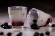 Yogurt artigianale ai mirtilli in vetro