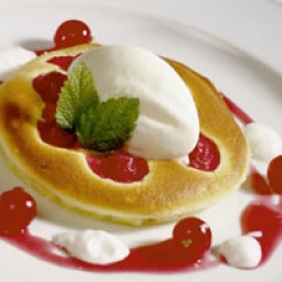OMELETTE DI RICOTTA E MIRTILLI
