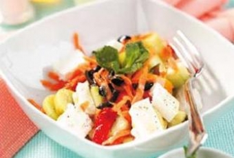 INSALATA D'ORZO CON QUARTIROLO FRESCO E ZUCCHINE